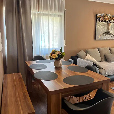 Charmante Limburg ليمبورغ ان دير لان