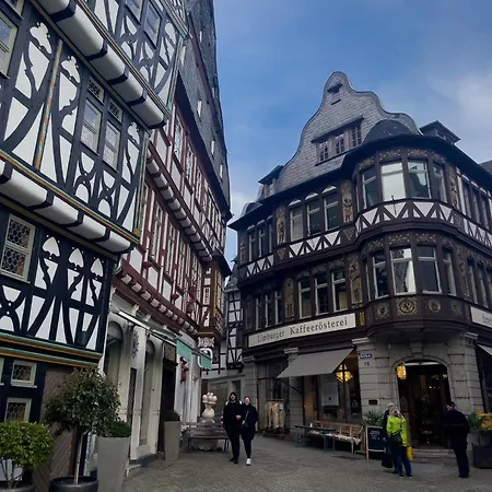 Charmante Limburg Лимбург-ан-дер-Лан